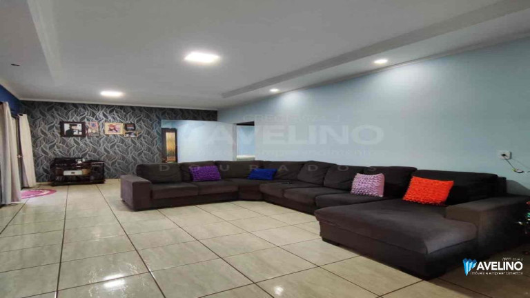 Imagem Casa com 2 Quartos à Venda, 227 m² em Jardim Santa Brigida - Dourados Imagem Casa com 2 Quartos à Venda, 227 m² em Jardim Santa Brigida - Dourados