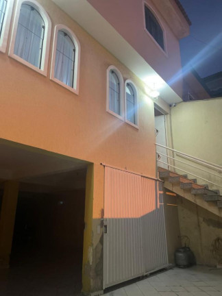 Imagem Casa com 3 Quartos à Venda, 219 m² em Vila Eldízia - Santo André Imagem Casa com 3 Quartos à Venda, 219 m² em Vila Eldízia - Santo André