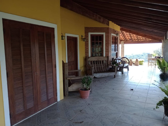 Imagem Chácara com 4 Quartos à Venda, 12.000 m² em Ortizes - Piedade