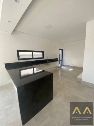Imagem Casa com 4 Quartos à Venda, 331 m² em Alphaville - Santana De Parnaíba Imagem Casa com 4 Quartos à Venda, 331 m² em Alphaville - Santana De Parnaíba