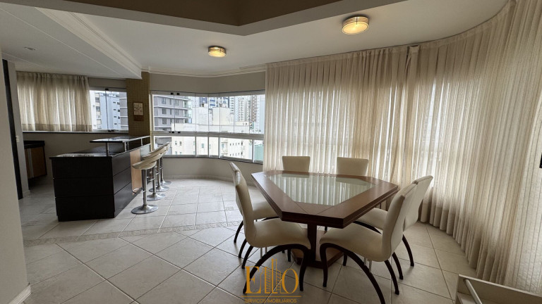 Imagem Apartamento com 3 Quartos à Venda, 149 m² em Barra Norte - Balneário Camboriú Imagem Apartamento com 3 Quartos à Venda, 149 m² em Barra Norte - Balneário Camboriú
