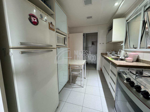 Imagem Apartamento com 3 Quartos à Venda, 131 m² em Gonzaga - Santos Imagem Apartamento com 3 Quartos à Venda, 131 m² em Gonzaga - Santos
