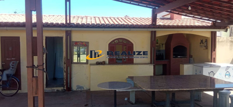 Imagem Casa com 4 Quartos à Venda, 290 m² em Campos Dos Goytacazes Imagem Casa com 4 Quartos à Venda, 290 m² em Campos Dos Goytacazes