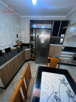 Imagem Casa com 4 Quartos à Venda, 200 m² em Jardim Maria Virginia - São Paulo