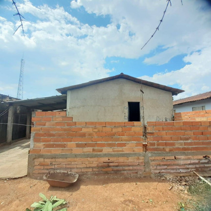Imagem Casa com 2 Quartos à Venda, 360 m² em Célia Maria - Aparecida De Goiânia