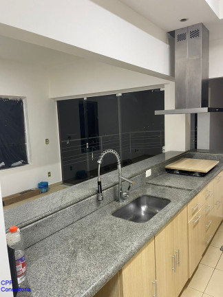 Imagem Casa com 4 Quartos à Venda, em Condomínio Residencial Santa Helena - Bragança Paulista Imagem Casa com 4 Quartos à Venda, em Condomínio Residencial Santa Helena - Bragança Paulista