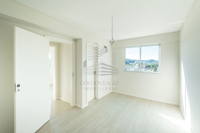 Imagem Apartamento com 2 Quartos à Venda, 67 m² em Centro - Camboriú