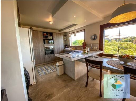 Imagem Casa com 5 Quartos à Venda, em João Fernandes - Búzios Imagem Casa com 5 Quartos à Venda, em João Fernandes - Búzios