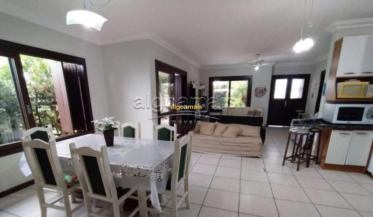 Casa com 4 Quartos à Venda, 173 m² em Centro - Xangri-lá