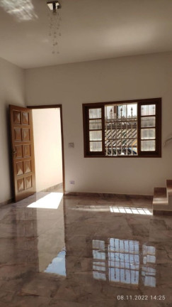 Casa com 2 Quartos à Venda, 100 m² em Vila Tupi - Praia Grande