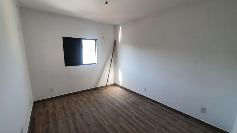 Imagem Casa com 2 Quartos à Venda, 130 m² em Parque Jaçatuba - Santo André Imagem Casa com 2 Quartos à Venda, 130 m² em Parque Jaçatuba - Santo André