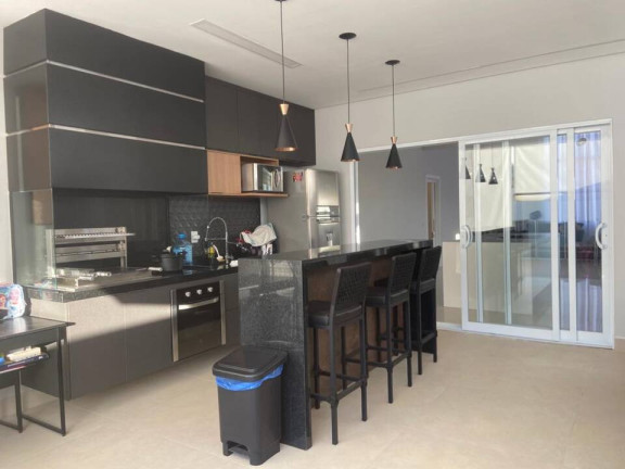 Casa de Condomínio com 3 Quartos à Venda, 360 m² em Jardim Novo Mundo - Jundiaí