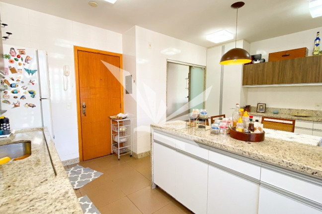 Imagem Apartamento com 4 Quartos à Venda, 186 m² em Asa Norte - Brasília Imagem Apartamento com 4 Quartos à Venda, 186 m² em Asa Norte - Brasília