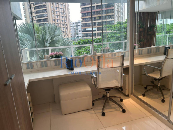 Imagem Apartamento com 3 Quartos à Venda, 220 m² em Barra Da Tijuca - Rio De Janeiro