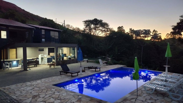 Imagem Chácara com 7 Quartos à Venda, 200 m² em Santana - São José Dos Campos Imagem Chácara com 7 Quartos à Venda, 200 m² em Santana - São José Dos Campos
