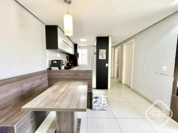 Imagem Apartamento com 2 Quartos à Venda,  em Vila Nova - Porto Alegre