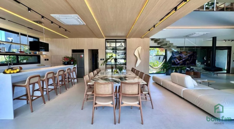 Imagem Casa com 5 Quartos à Venda, 601 m² em Centro - Xangri-lá Imagem Casa com 5 Quartos à Venda, 601 m² em Centro - Xangri-lá