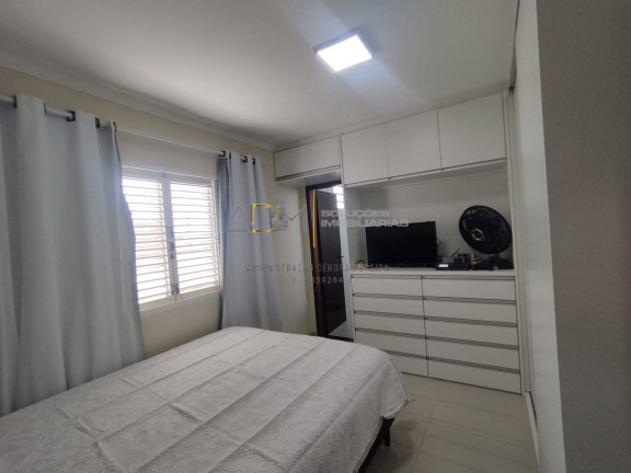 Imagem Casa com 2 Quartos à Venda, 200 m² em Cohab I - Botucatu