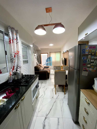 Imagem Casa com 2 Quartos à Venda, 65 m² em Vila Guilhermina - São Paulo