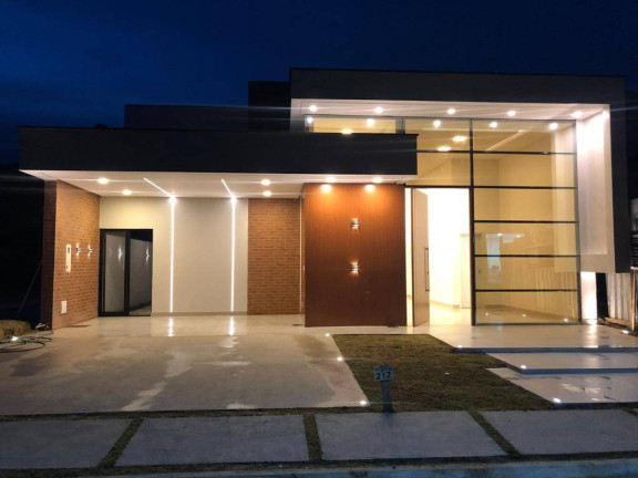 Foto do imóvel Casa de Condomínio com 3 Quartos à Venda, 275 m² em Ponta Negra - Manaus