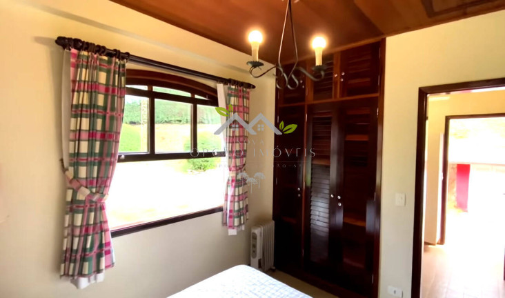 Imagem Casa com 3 Quartos à Venda, 190 m² em Vila Inglesa - Campos Do Jordão