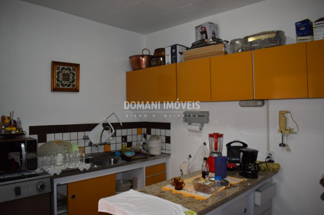 Imagem Casa com 4 Quartos à Venda, 190 m² em Região Do Jardim Do Embaixador - Campos Do Jordão