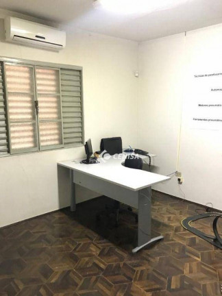 Imagem Casa à Venda, 150 m² em Centro - Indaiatuba Imagem Casa à Venda, 150 m² em Centro - Indaiatuba