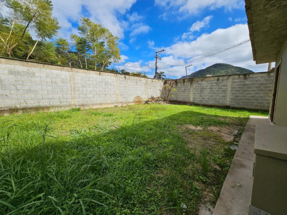 Imagem Casa com 3 Quartos à Venda, 300 m² em Vargem Grande - Teresópolis
