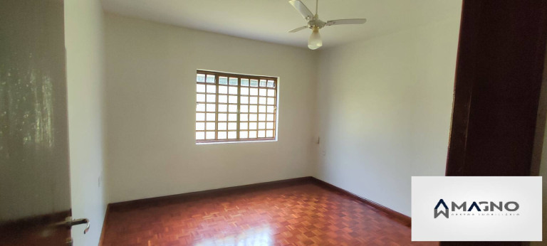 Imagem Casa com 3 Quartos à Venda, 131 m² em Coqueiral - Cascavel Imagem Casa com 3 Quartos à Venda, 131 m² em Coqueiral - Cascavel