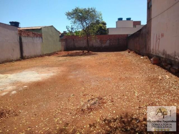 Imagem Terreno à Venda, 470 m² em Vila Jardim São Judas Tadeu - Goiânia Imagem Terreno à Venda, 470 m² em Vila Jardim São Judas Tadeu - Goiânia