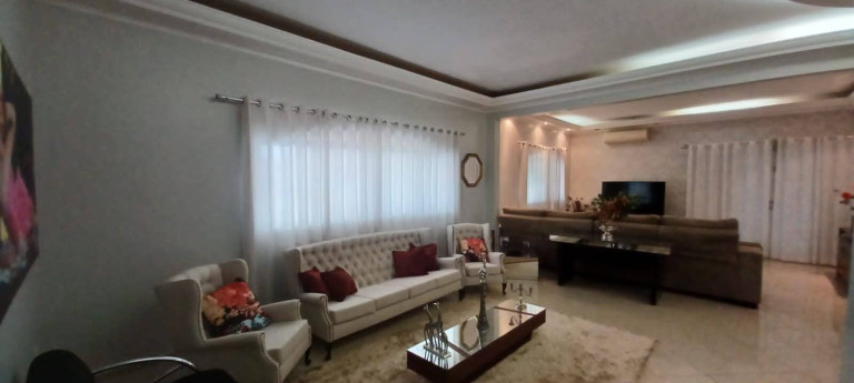 Imagem Casa com 4 Quartos à Venda, 1.800 m² em Centro - Cedral