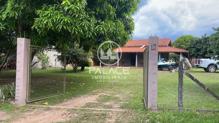 Chácara com 2 Quartos à Venda, 100 m² em Centro - Santa Maria Da Serra