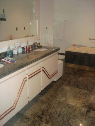 Imagem Casa com 4 Quartos à Venda, 600 m² em Belvedere - Belo Horizonte