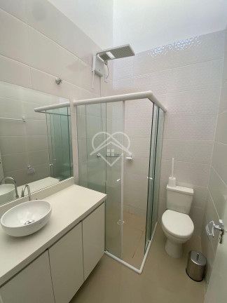 Imagem Casa com 3 Quartos à Venda, 75 m²