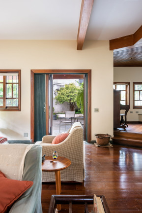 Imagem Casa com 4 Quartos à Venda, 300 m² em Jardim Das Bandeiras - São Paulo Imagem Casa com 4 Quartos à Venda, 300 m² em Jardim Das Bandeiras - São Paulo