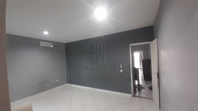 Imagem Casa com 5 Quartos para Alugar,  em Flores - Manaus