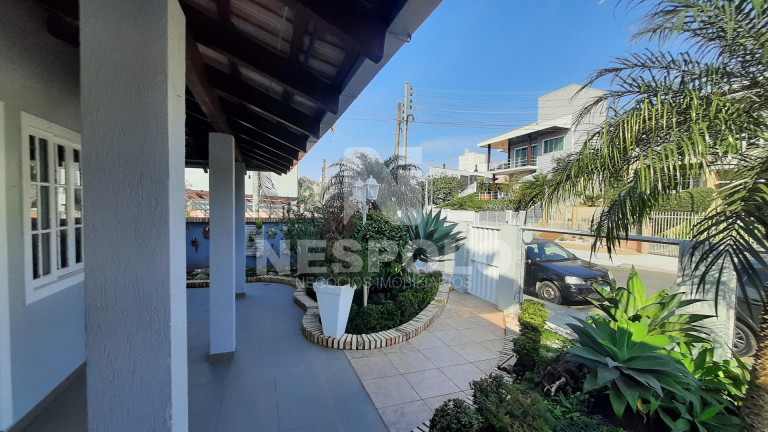 Imagem Casa com 3 Quartos à Venda, 348 m² em Praia Dos Amores - Balneario Camboriu