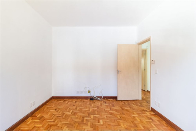 Imagem Casa com 3 Quartos à Venda, em Brooklin Paulista - São Paulo Imagem Casa com 3 Quartos à Venda, em Brooklin Paulista - São Paulo