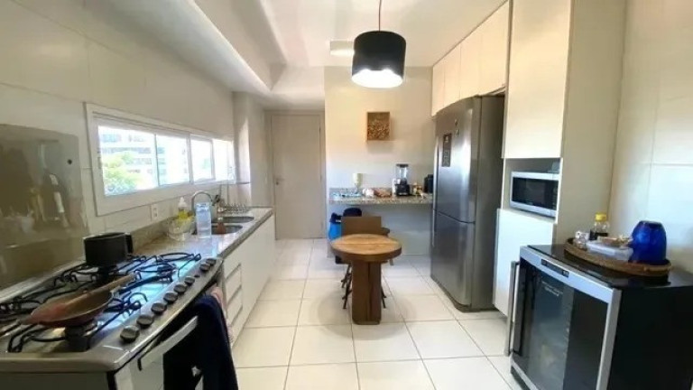 Imagem Apartamento com 4 Quartos à Venda, 182 m² em Barra - Salvador Imagem Apartamento com 4 Quartos à Venda, 182 m² em Barra - Salvador