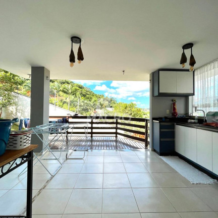 Imagem Casa com 4 Quartos à Venda, 270 m² em Amizade - Jaraguá Do Sul Imagem Casa com 4 Quartos à Venda, 270 m² em Amizade - Jaraguá Do Sul