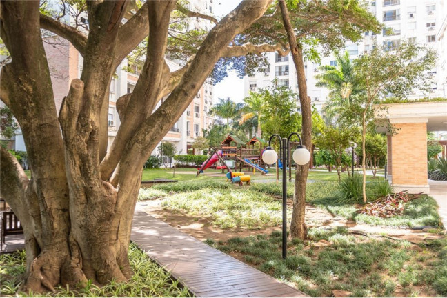 Imagem Imóvel com 3 Quartos à Venda,  em Passo Da Areia - Porto Alegre