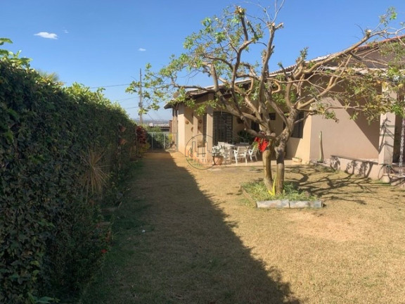 Imagem Casa com 4 Quartos à Venda, 800 m² em Setor Habitacional Arniqueira (águas Claras) - Brasília Imagem Casa com 4 Quartos à Venda, 800 m² em Setor Habitacional Arniqueira (águas Claras) - Brasília