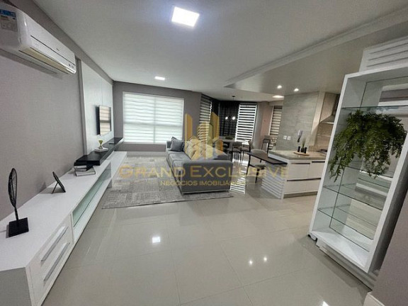 Imagem Apartamento com 3 Quartos à Venda, 135 m² em Centro - Balneário Camboriú Imagem Apartamento com 3 Quartos à Venda, 135 m² em Centro - Balneário Camboriú