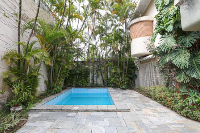 Imagem Casa com 4 Quartos à Venda, 525 m² em Alto De Pinheiros - São Paulo