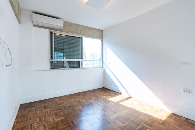 Imagem Apartamento com 3 Quartos à Venda, 121 m² em Moema - São Paulo Imagem Apartamento com 3 Quartos à Venda, 121 m² em Moema - São Paulo
