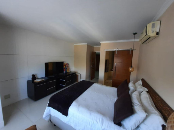Imagem Casa com 3 Quartos à Venda, 420 m² em Recreio Dos Bandeirantes - Rio De Janeiro Imagem Casa com 3 Quartos à Venda, 420 m² em Recreio Dos Bandeirantes - Rio De Janeiro