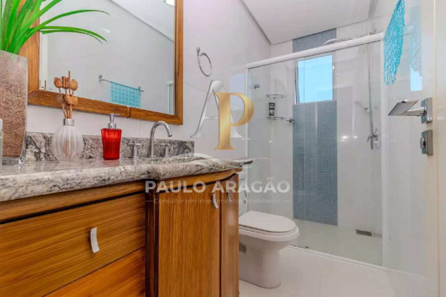 Imagem Apartamento com 3 Quartos à Venda, 252 m² em Centro - Balneário Camboriú Imagem Apartamento com 3 Quartos à Venda, 252 m² em Centro - Balneário Camboriú