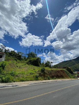Terreno à Venda, 1.296 m² em Centro - Guaramirim