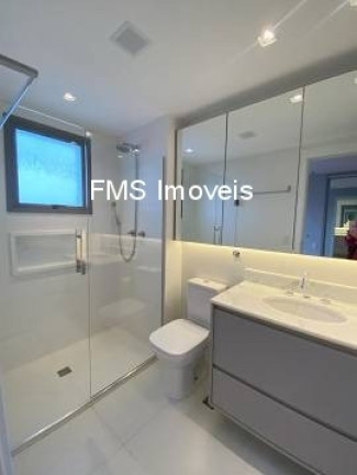Imagem Imóvel com 3 Quartos à Venda, 160 m² em Vila Dom Pedro I - São Paulo Imagem Imóvel com 3 Quartos à Venda, 160 m² em Vila Dom Pedro I - São Paulo