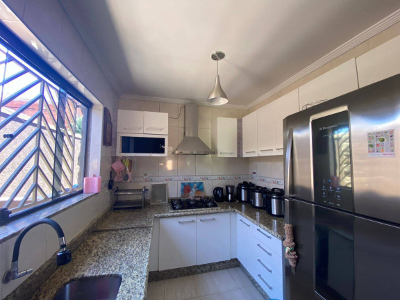 Imagem Casa com 4 Quartos à Venda, 330 m² em Vila Aparecida - Jundiaí Imagem Casa com 4 Quartos à Venda, 330 m² em Vila Aparecida - Jundiaí